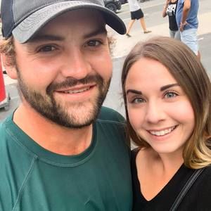 Meet your Posher, Casey